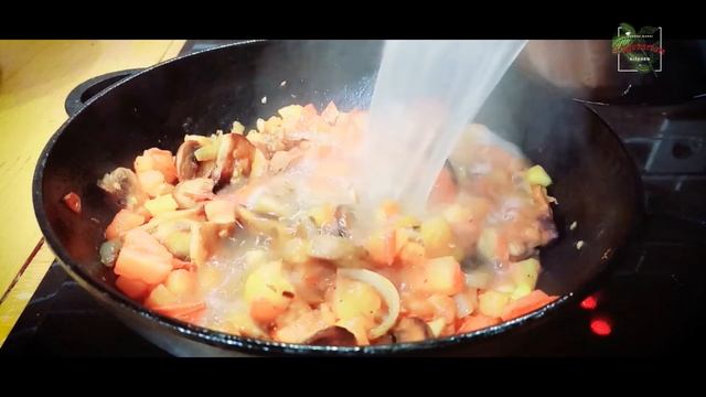 Любимый рецепт с детства - фасоль по деревенски. Favorite Recipe - Country Style Beans.