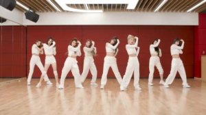 TWICE-CRY FOR ME (MIRRORED)