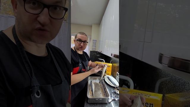 Коптить Макрель В мини Коптилке на балконе за 40 мин. Обзор и рецепт от А до Я. Легко просто вкусно смотреть онлайн