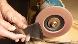 Как сделать томагавк из старого молотка, рессоры и прочего хлама, своими руками