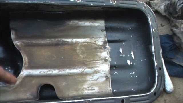 Автоприкол - покрасили поддон двигателя  изнутри .