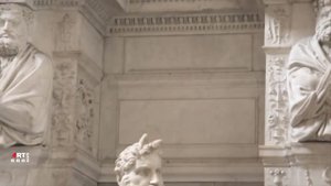 Микеланджело Буонарроти разгадавший тайну камня.