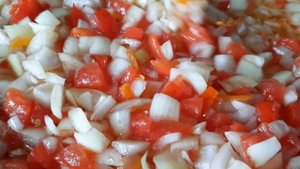 Заготовка овощей на зиму (помидор,морковь,лук)