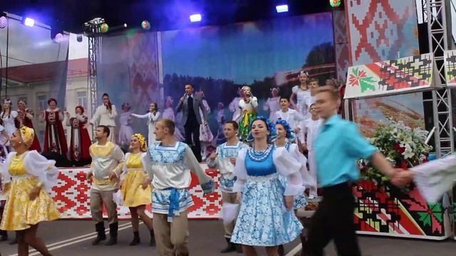 Хореографический ансамбль "Зорька".Дожинки 2017 финал. смотреть онлайн