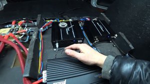 ВСЁ ГОТОВО к ПОДКЛЮЧЕНИЮ АВТОЗВУКА. КАК БЫТЬ с LiFePo4? ПОМОГИТЕ СОВЕТОМ.