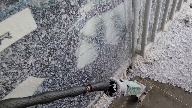 -15''градусов.работает одна мойка в городе. Мойка самообслуживания зимой +380509437180