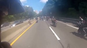 Range Rover VS Bikers / Рейндж Ровер против байкеров