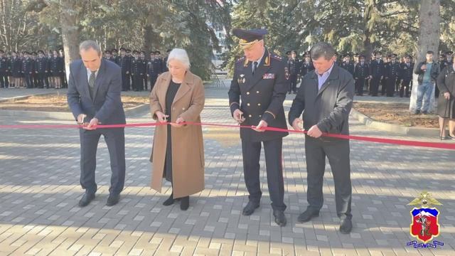 Открытие Аллеи памяти и славы Героев России субъектов СКФО на территории ГУ МВД России по СКФО