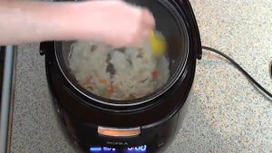 РИСОВАЯ КАША С ИЗЮМОМ И ЦУКАТАМИ В МУЛЬТИВАРКЕ ОЧЕНЬ НЕЖНАЯ И ВКУСНАЯ!!!