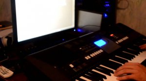 Yamaha PSR E423 - Give Thanks