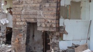 Ломают бараки по ул 40 лет ВЛКСМ