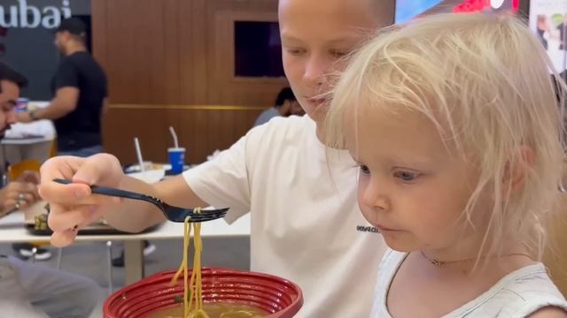 ВКУСНЕЙШИЙ БАБЛ ТИ КОТОРЫЙ Я ТОЛЬКО ПИЛ. БРОС ШОУ ГЕЙМС смотреть онлайн