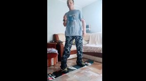 тренировка дома со сноубордом.три элемента трюков