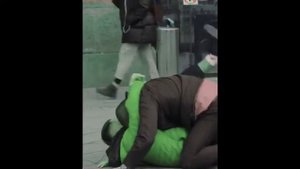 Литвин подрался , с охраной