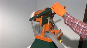 Как работает комбинированный станок для Al профиля GREENWOOD GW 30