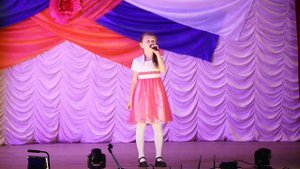 «Солдат молоденький» исполняет Вероника Солодкова. 20210220NbDk08