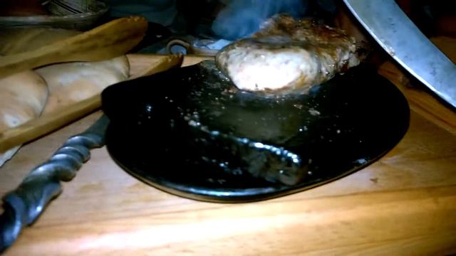Ресторан Легенда - Мясо на раскалённом камне