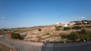 Practising on DJI Avata explorer pack (DJI GOGGLES INTEGRA + DJI RC MOTION CONTROLLER 2) close floo