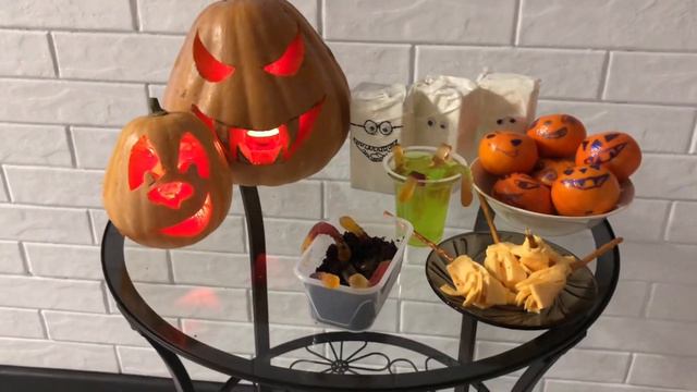 Halloween 2022// делали страшные вкусняшки// 🎃вырезали тыквы// 😻рассвет #halloween2022 #жизньвдоме