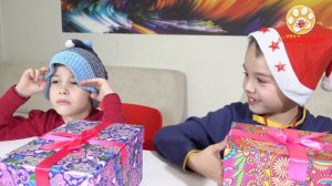 Новогодние ИГРУШКИ против обычных (челлендж)