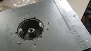 Пластина для врезки в стол для фрезера Bosch GOF 1600