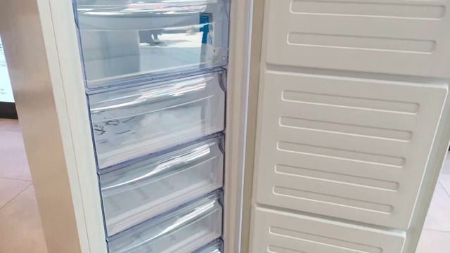 Samsung Çekmeceli Derin Dondurucu İnceleme - Derin Dondurucu Alırken Nelere Dikkat Etmeliyiz? смотреть онлайн