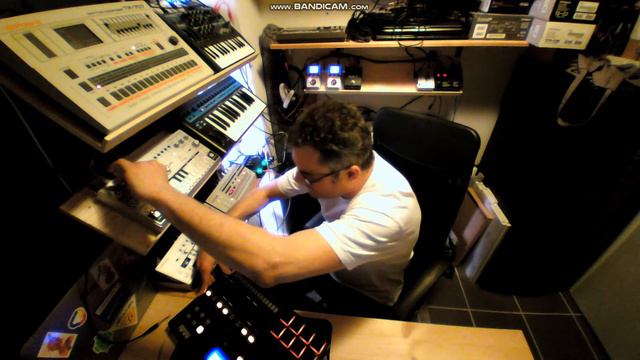 Rusk & Bask - Live Acid Jam #4 смотреть онлайн