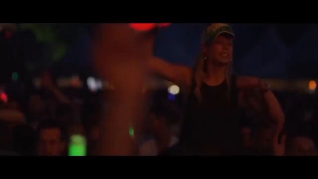 Tractor - KWASS (FINAL Mix) смотреть онлайн