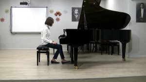 Аверкиева Алина. Н. Раков – «Тарантелла». И. Крамер - «Этюд №1» из «50 этюдов».