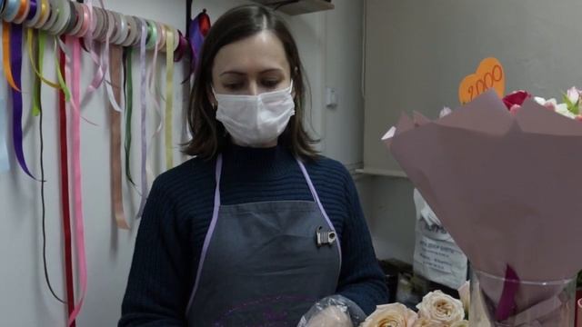 Как выбрать лучшие цветы: объясняет флорист из Крылатского смотреть онлайн