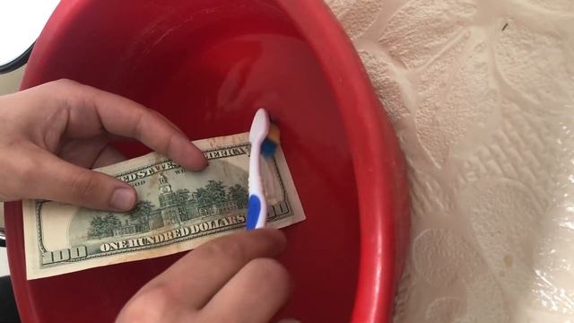 Как «отмыть» грязные доллары? Или потерять? смотреть онлайн