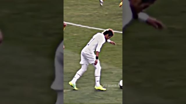 Neymar?? смотреть онлайн