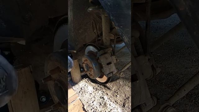 стояночный тормоз тойота (Toyota) регулировка. Регулируем работу ручного тормоза.