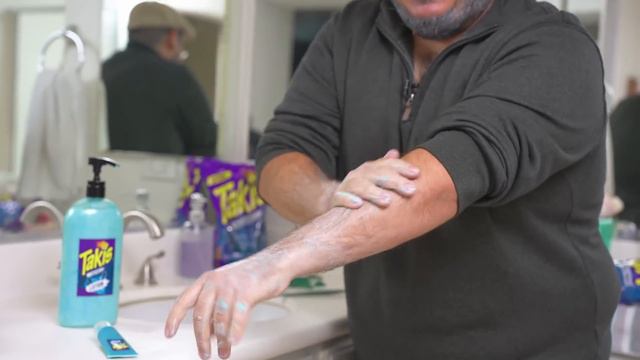 Addicted to BLUE HEAT TAKIS смотреть онлайн