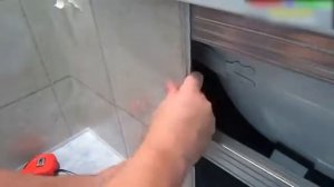 Ремонт в ванной комнате. Облицовка стен ПВХ панелями