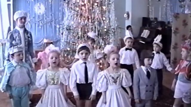 1999/12 – Новый год в детском саду «Сказка» | Провинциальный сюжет смотреть онлайн