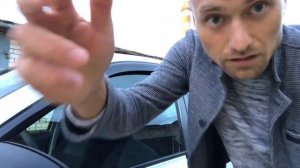 Как открыть машину без ключей или Что делать если машина закрылась, а ключи остались в салоне