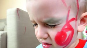 Bad Baby Вредные Детки Красятся как Мама - Makeup Fail Victoria Annabelle Freak Daddy Toy Freaks