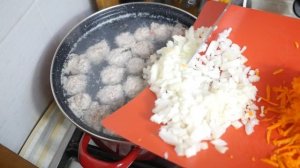 СУП С ФРИКАДЕЛЬКАМИ И СЛИВОЧНЫМ СЫРОМ! СРАЗУ ВСЁ СЪЕЛИ!