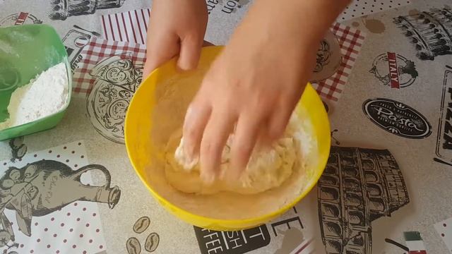 Сосиска в тесте - очень вкусно! смотреть онлайн