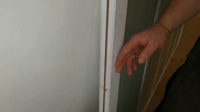 Монтаж двери купе перегородки