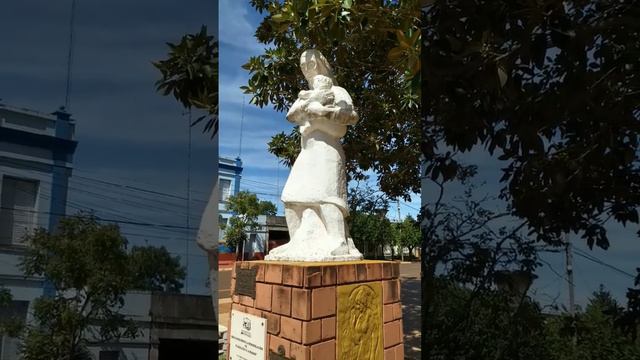 Plazoleta de la madre | Apóstoles Misiones Argentina