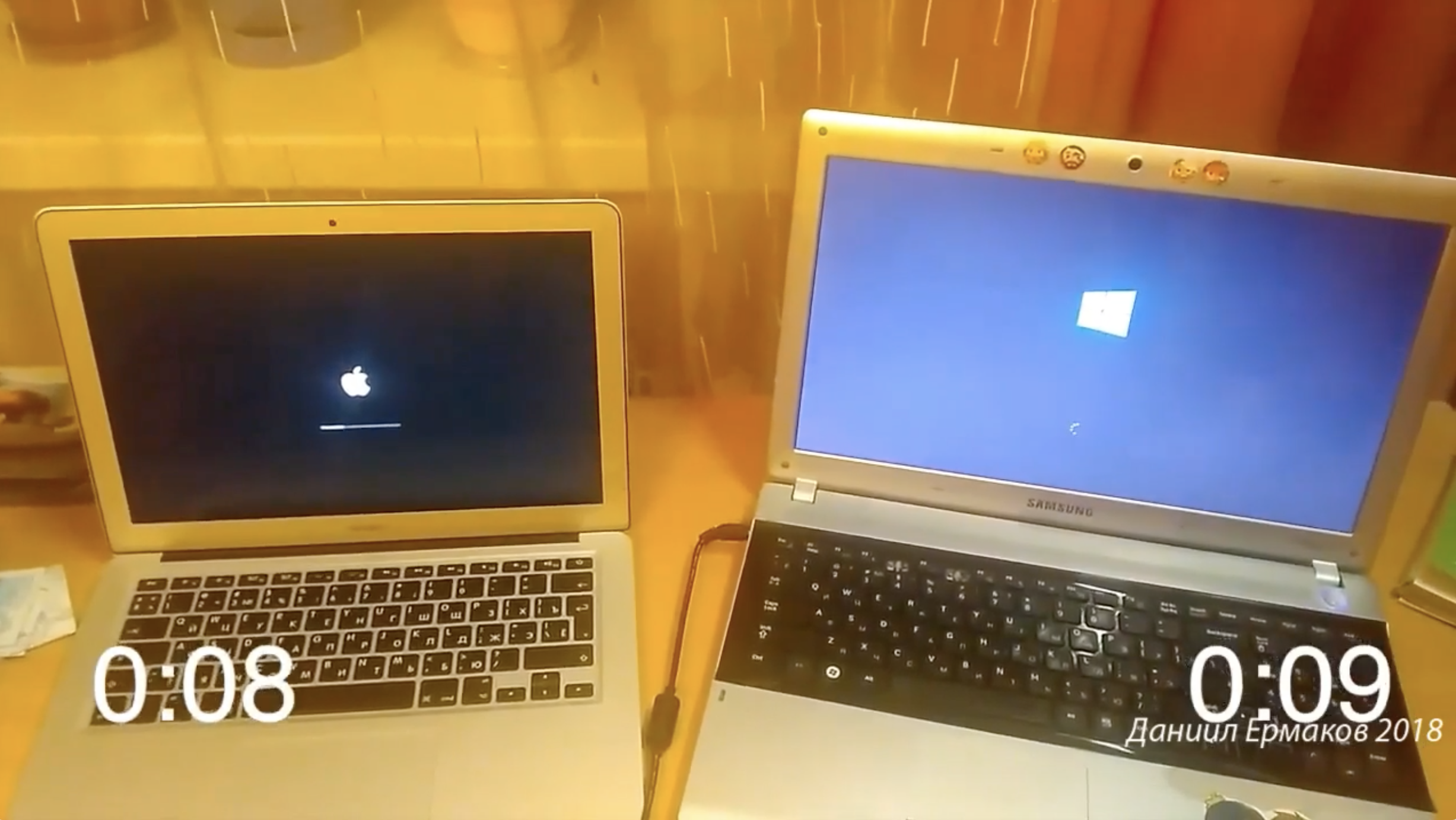 Samsung RV520 против MacBook Air – Гонка по запуску и выключению