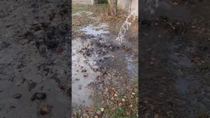 7,5метров трубы в землю,откачиваем