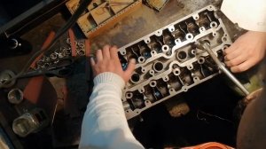 Опель Астра Ремонт ГБЦ. Как засухарить клапана.