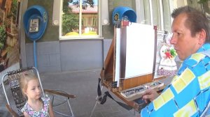 Портреты у уличных художников / Похоже или нет?