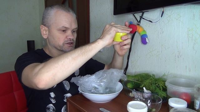 Малосольные огурцы за пять минут. Быстро, просто и вкусно малосольные огурцы в пакете