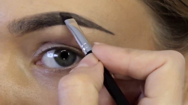 Продукты для бровей от Colordance. Обзор, сравнение текстур. смотреть онлайн