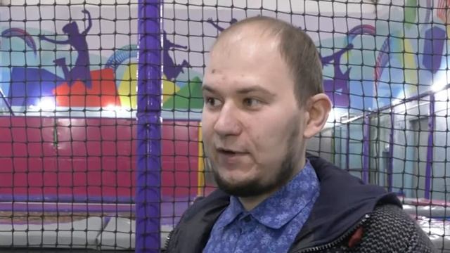 Развлечение в движении: дети из телепроекта Чтобы все были дома посетили батутный парк Пружина