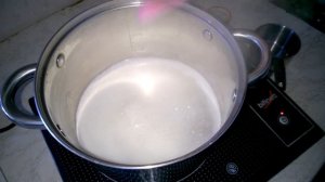 ПРИГОРЕЛО МОЛОКО, ЧТО ДЕЛАТЬ????